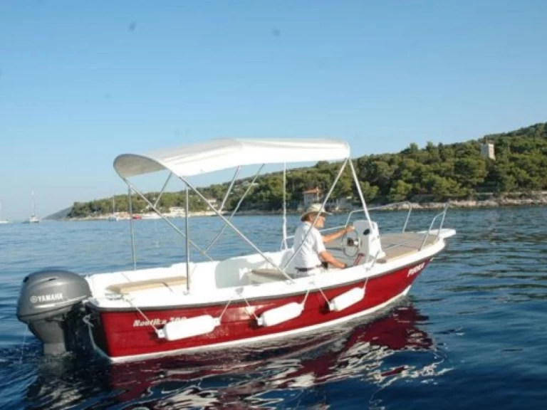 Boot mieten Hvar günstig 500