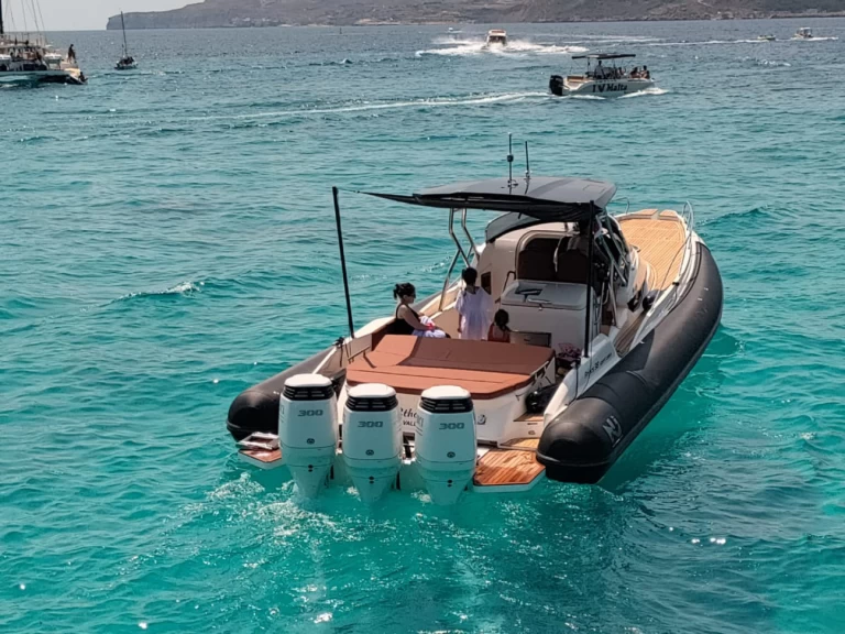 Motorboot mieten in Valletta - Nuova Nuova Jolly Prince 38 Sport Cabin