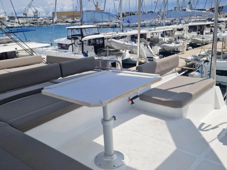 Vermietung Katamaran Bali mit Führerschein