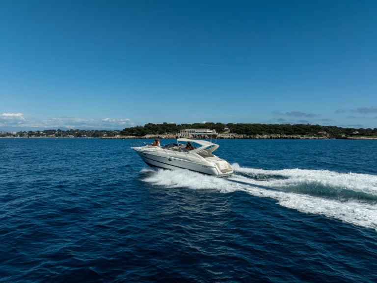 Vermietung Motorboot Cranchi mit Führerschein