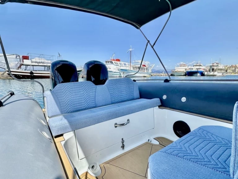 YachtCharter in Korfu - Dromor Rid 300 hp (2 x 150 ) auf SamBoat