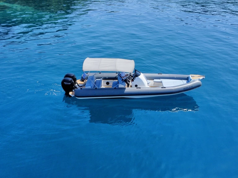 Schlauchboot mieten in Korfu zum besten Preis