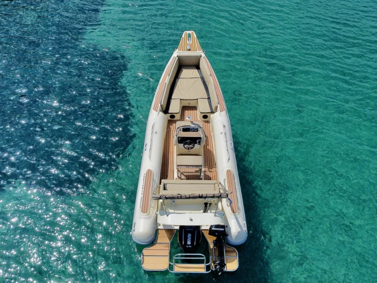 Schlauchboot mieten in Korfu - Boss Rib