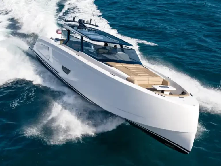 Boot mieten Port Cogolin günstig Eleven