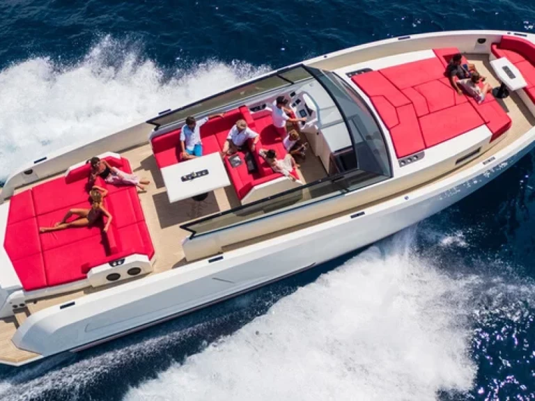 Vermietung Motorboot Vanquish 54 mit Führerschein