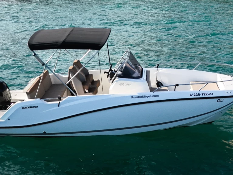 Motorboot mit oder ohne Skipper Quicksilver mieten in Sitges