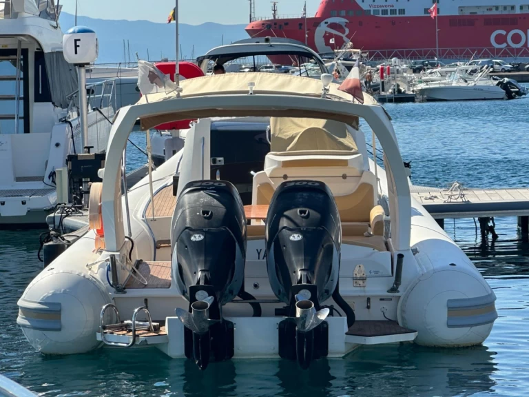 Vermietung Schlauchboot Nuova Jolly mit Führerschein