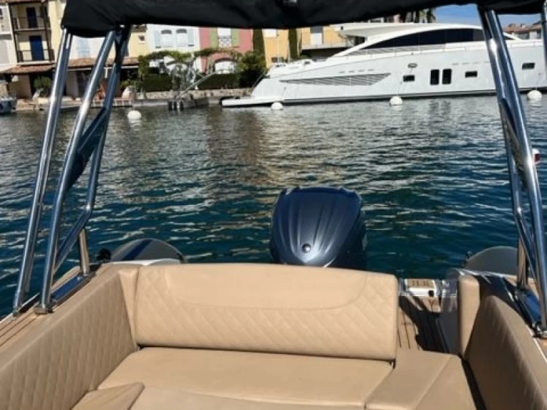 Vermietung Schlauchboot Capelli mit Führerschein