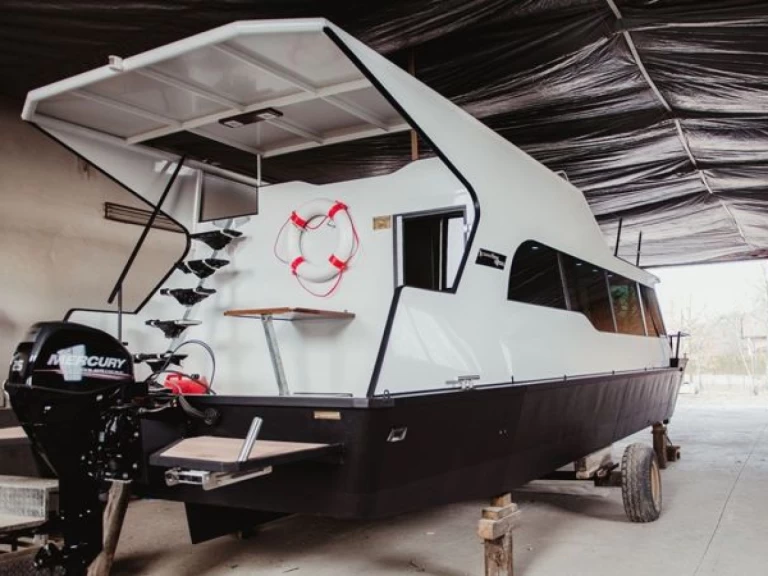 Boot mieten Mělník günstig YB35