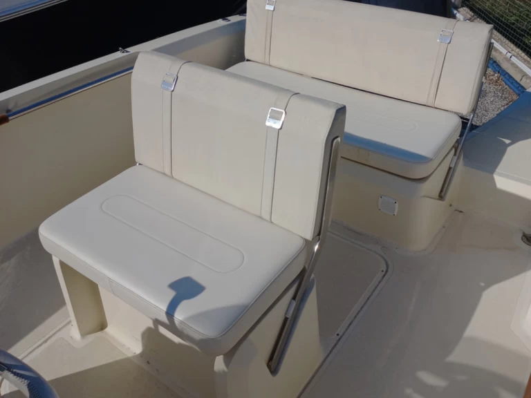 Motorboot mieten in Port du Lavandou zum besten Preis