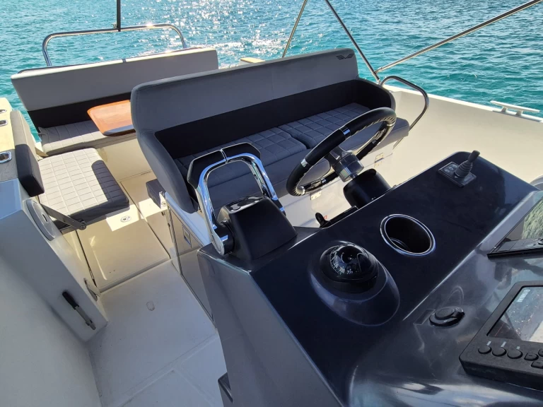 YachtCharter in Ibiza Town - Bénéteau Flyer 8.8 SPACEdeck auf SamBoat