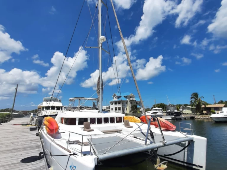 Katamaran mit oder ohne Skipper Lagoon mieten in Belize City