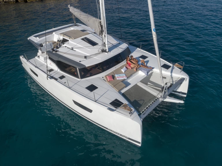 YachtCharter in Marseille - Fountaine Pajot Astrea 42 auf SamBoat