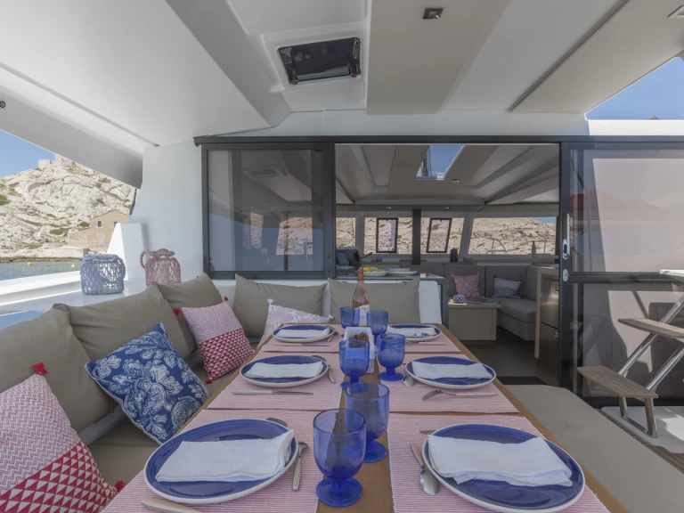 Bootsverleih Fountaine Pajot Astrea 42 Marseille Samboat