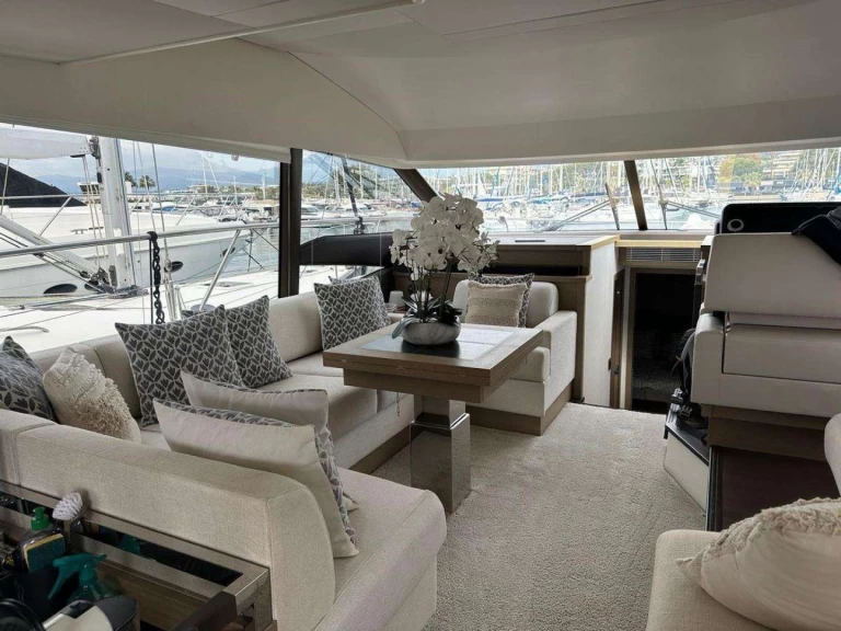 Bootsverleih Jeanneau L'Odyssee Saint-Laurent-du-Var Samboat