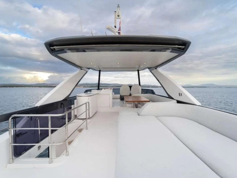 Yacht mit oder ohne Skipper Azimut mieten in Kroatien