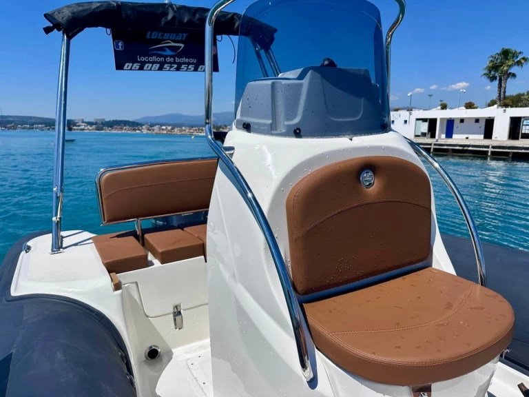 Ein Bsc BSC 57 mieten in Nizza