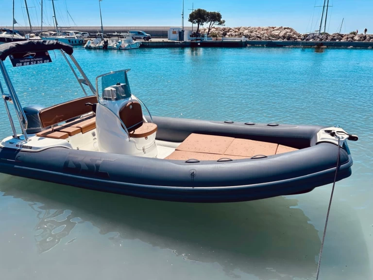 Ein Bsc BSC 57 mieten in Nizza