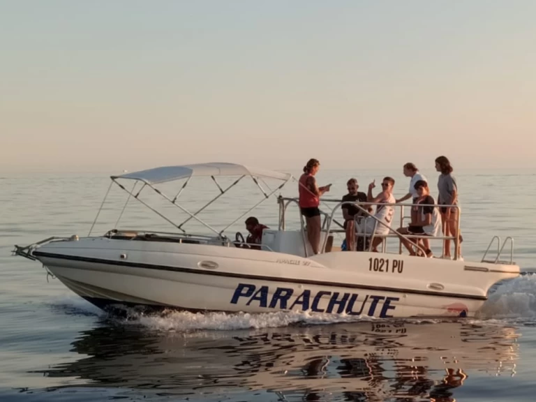 Motorboot mit oder ohne Skipper SURFRIDER  mieten in Pula