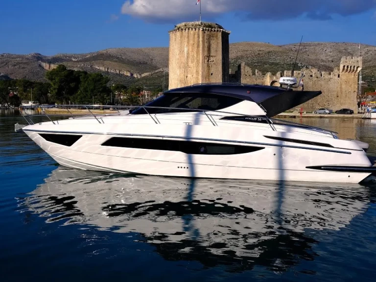Bootsverleih Focus Focus Power 36 Trogir Samboat