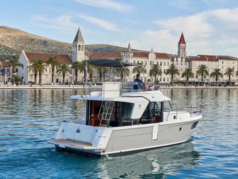 Vermietung Motorboot Bénéteau mit Führerschein