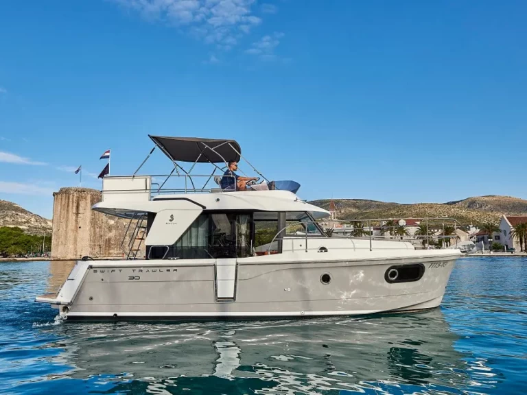 Bénéteau Swift Trawler 30 mieten Trogir