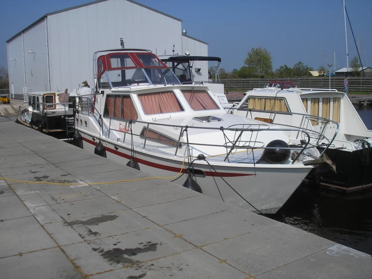 Motorboot mit oder ohne Skipper Succes mieten in Woudsend