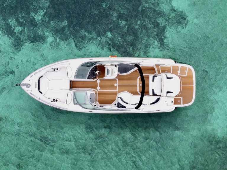 Motorboot mit oder ohne Skipper Monterey mieten in Alcúdia