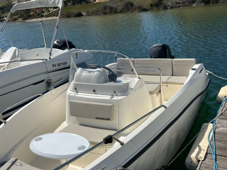 Vermietung Motorboot Quicksilver mit Führerschein