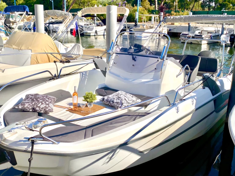 Motorboot mieten in Monaco zum besten Preis