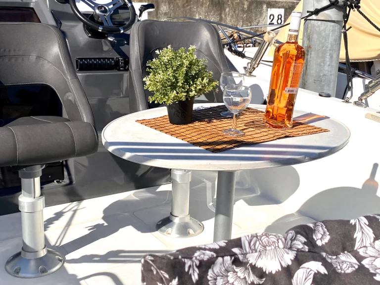 YachtCharter in Monaco - Bénéteau Flyer 6.6 SPACEdeck auf SamBoat