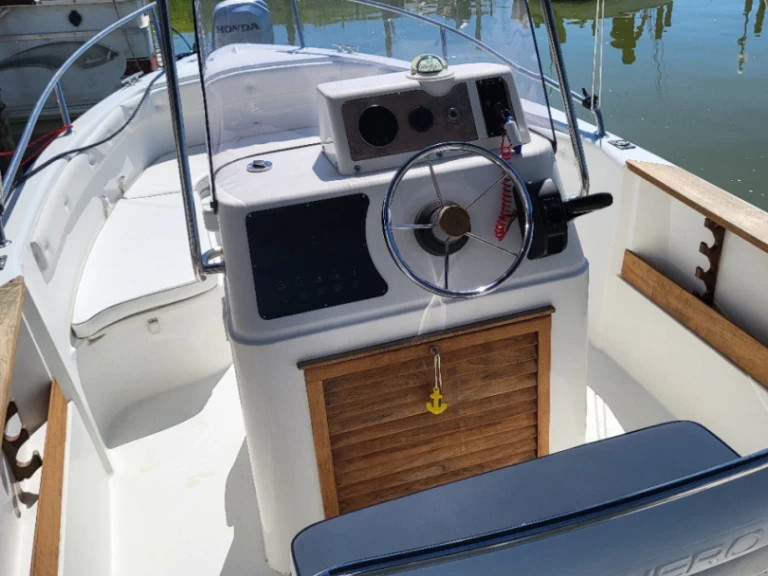 Bootsverleih Conero sea star Tuoro sul Trasimeno Samboat