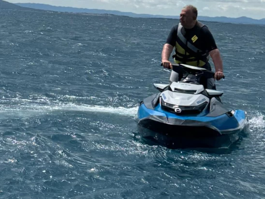 Ein Sea-Doo GTX 170 mieten in Empuriabrava