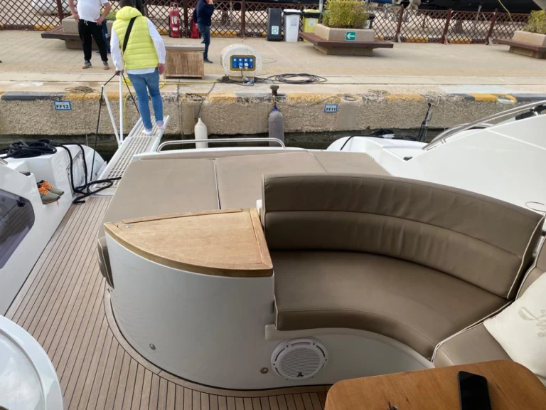 Motorboot mit oder ohne Skipper Rizzardi mieten in Santa Maria di Leuca