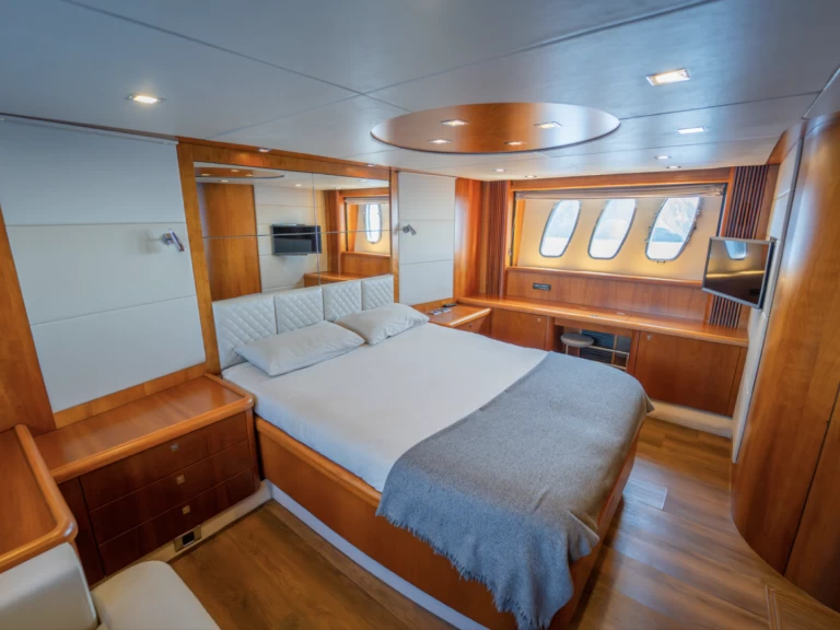 Bootsverleih Sunseeker Predator 72 Ibiza Magna Samboat