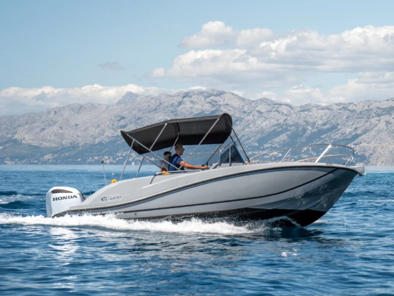 Motorboot mit oder ohne Skipper Quicksilver mieten in Makarska