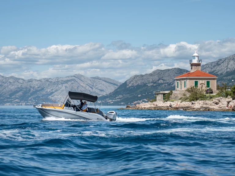 Ein Quicksilver Quicksilver 675 mieten in Makarska