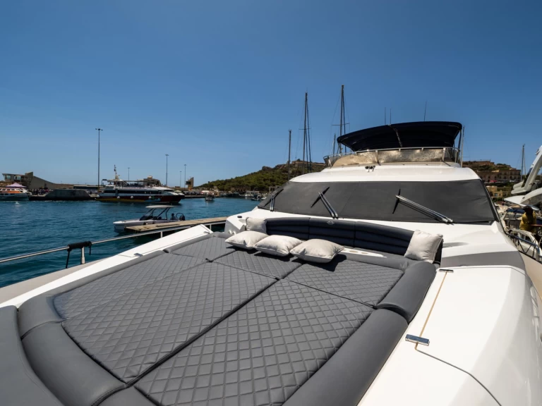 Boot mieten St. Julian's günstig Manhattan 73