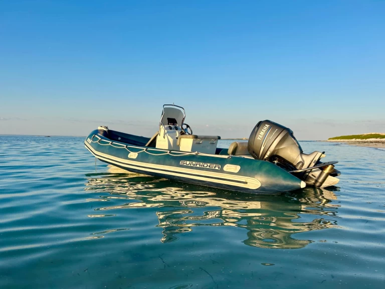 Boot mieten Sainte-Marine günstig Sunrider 650 Bleu