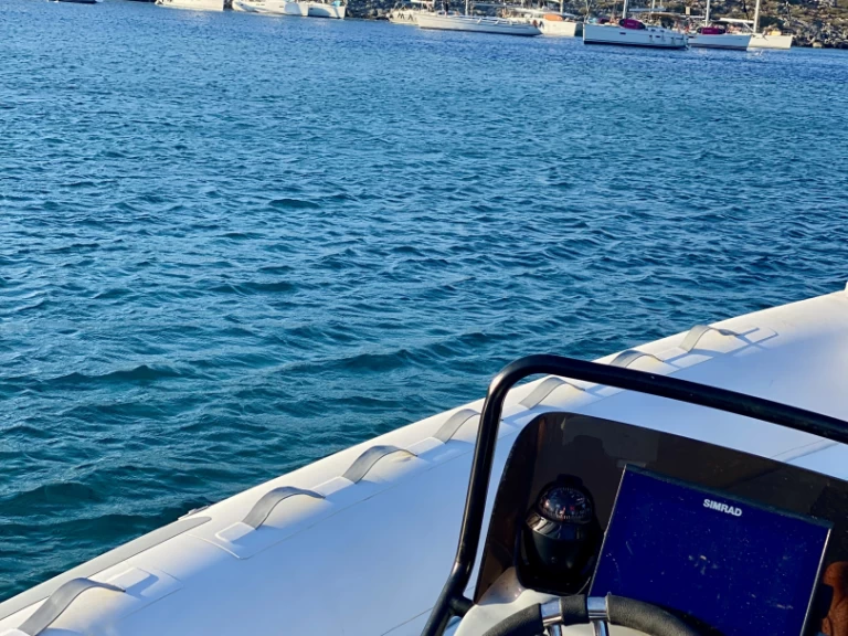 Vermietung Schlauchboot HNC 690 mit Führerschein