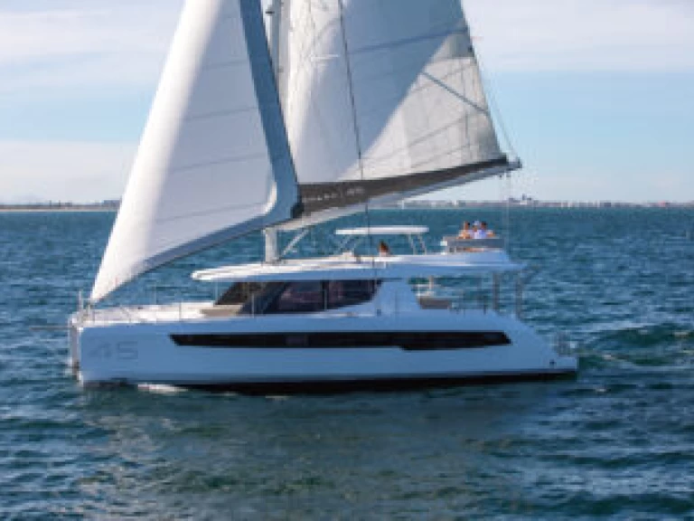 Leopard Catamarans / Robertson & Caine Leopard 45 mieten Toulon