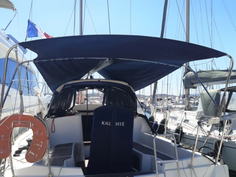 Segelboot mieten in Toulon - Jeanneau Sun Odyssey 33i