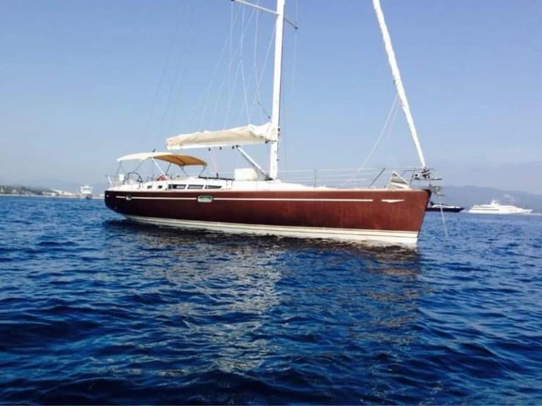 Ein Jeanneau Sun Odyssey 49 mieten in Toulon