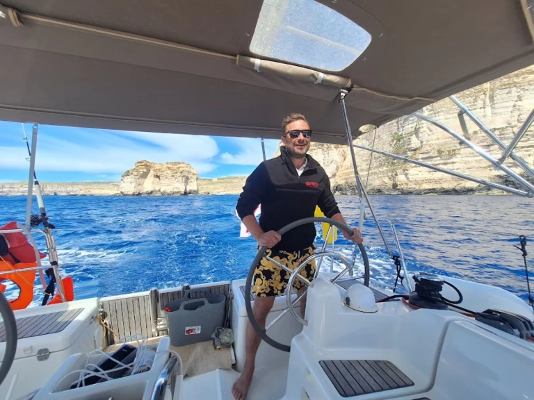 YachtCharter in Ta' Xbiex - Jeanneau Sun Odyssey 439 auf SamBoat