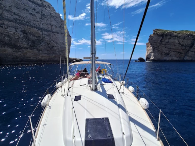 Segelboot mit oder ohne Skipper Jeanneau mieten in Ta' Xbiex