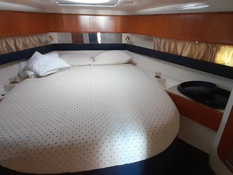 YachtCharter in Port Grimaud - Fiart Fiart Genius auf SamBoat