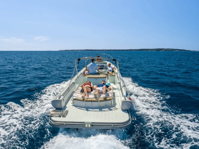 Motorboot mieten in Agay zum besten Preis