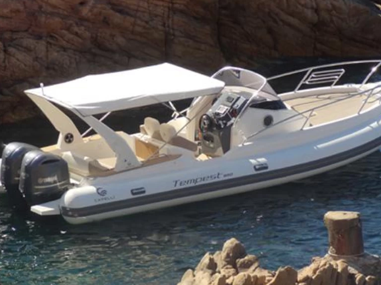 Boot mieten Calvi günstig Tempest 1000 WA