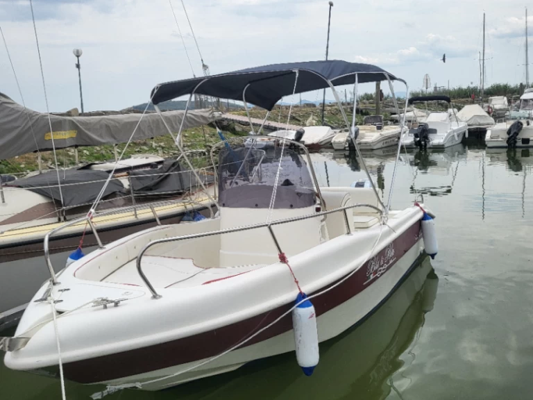 Rascala Gran Turismo 570 mieten Tuoro sul Trasimeno