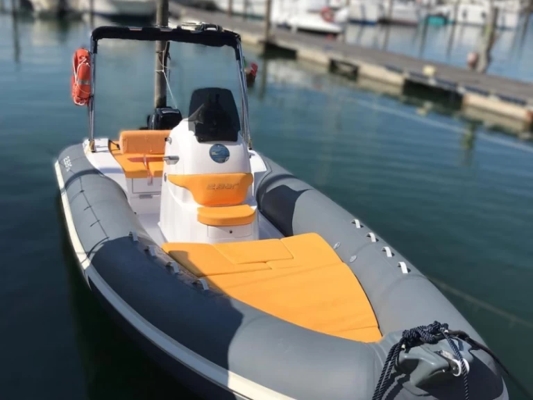 Schlauchboot mit oder ohne Skipper 2 BAR mieten in Palermo